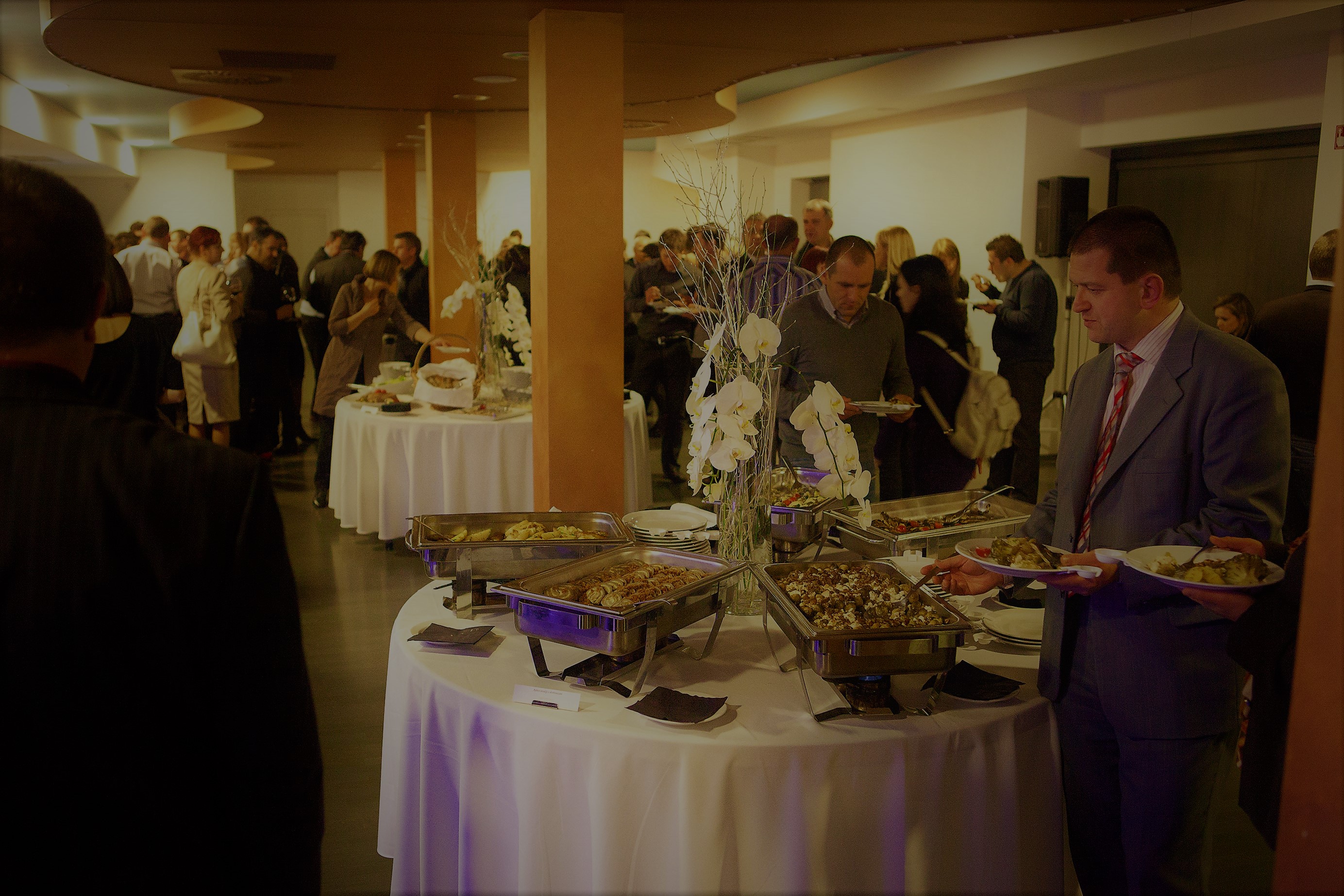 Philipsovo_prednovoletno_... undefined